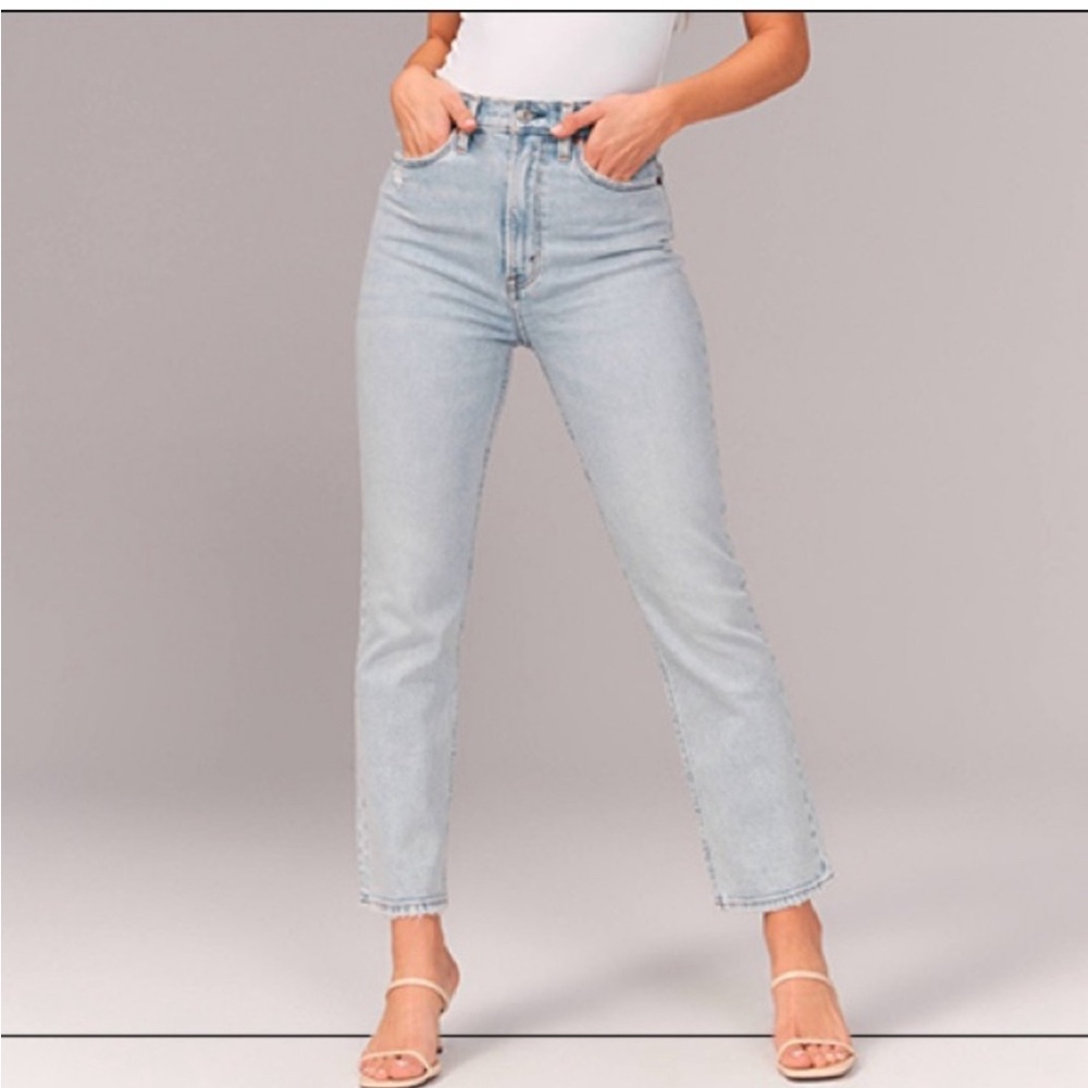 Abercrombie & Fitch Light Blue Ankle Jeans
